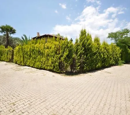Villa Kleopatra 4 *